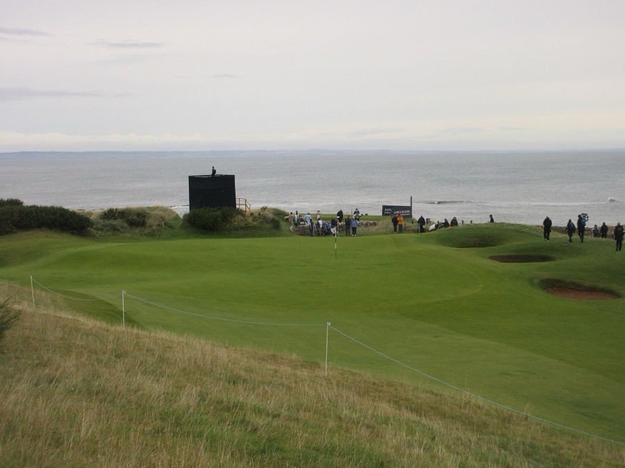 The 2nd hole, above the North Sea.